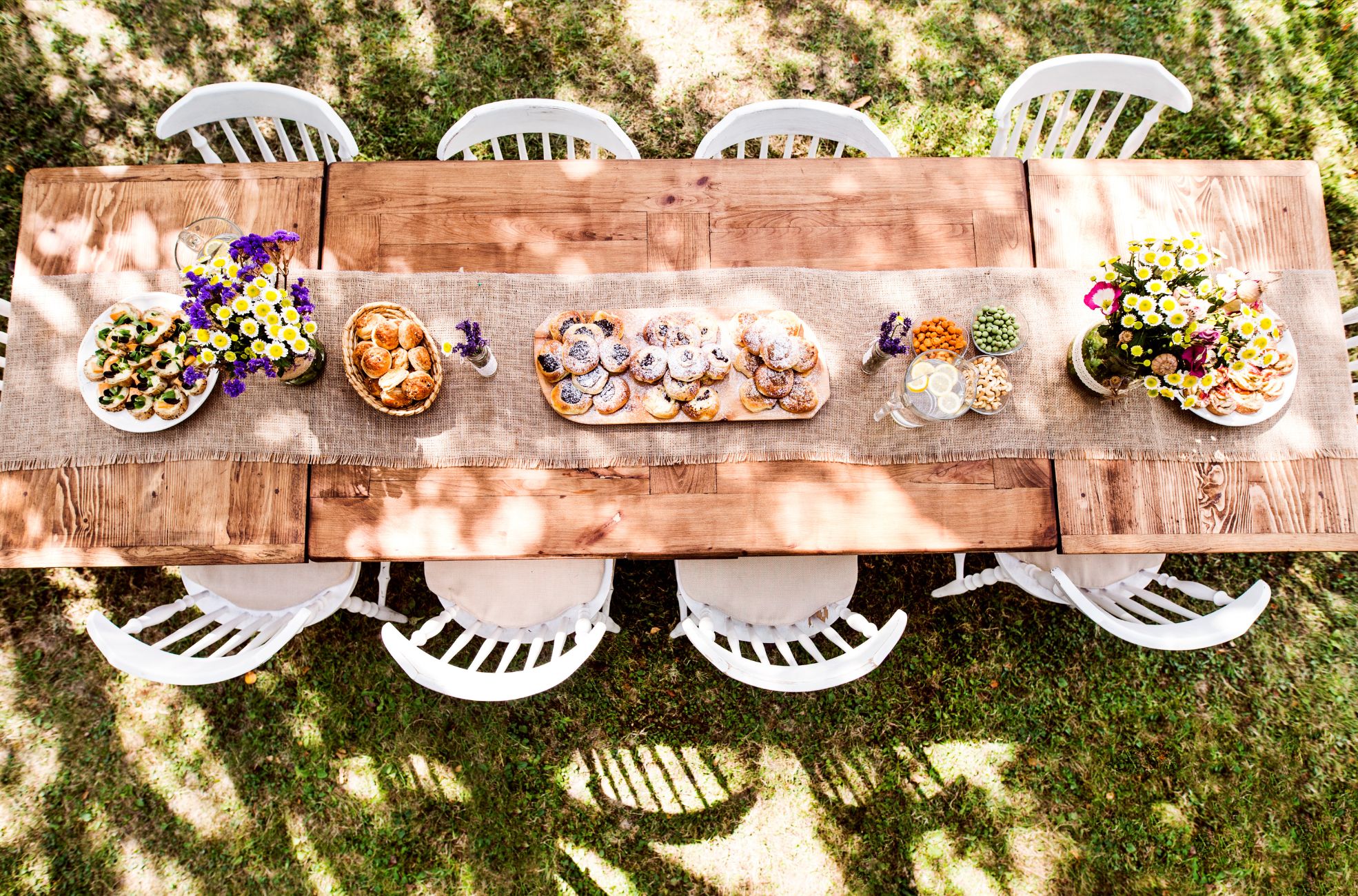 Table Set Up For Garden Party